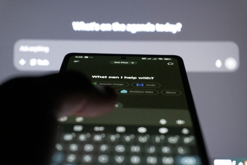 Optimasi konten untuk AI search engine seperti ChatGPT melalui AEO dan GEO
